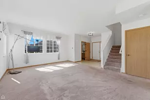 1112 Violet Ln, Joliet, IL 60431 - Photo 8