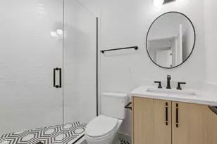 2126 W Thomas St, Chicago, IL 60622 - Photo 10