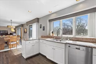 2715 35th St, Oak Brook, IL 60523 - Photo 8