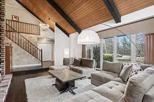 2715 35th St, Oak Brook, IL 60523 - Photo 4