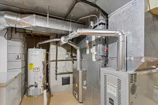 2715 35th St, Oak Brook, IL 60523 - Photo 30