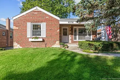 9206 S Troy Avenue, Evergreen Park, IL 60805 - Photo 1
