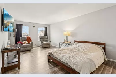 2410 Miriam Avenue, Zion, IL 60099 - Photo 18