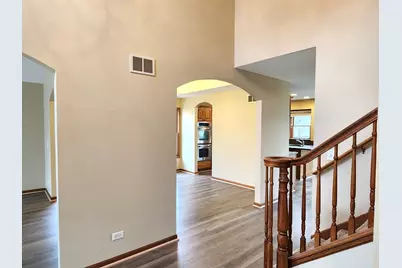 1404 Lily Cache Lane, Bolingbrook, IL 60490 - Photo 4