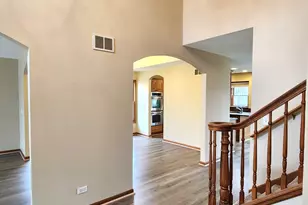 1404 Lily Cache Ln, Bolingbrook, IL 60490 - Photo 4