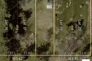 465 Prospect Ave, Paxton, IL 60957 - Photo 1