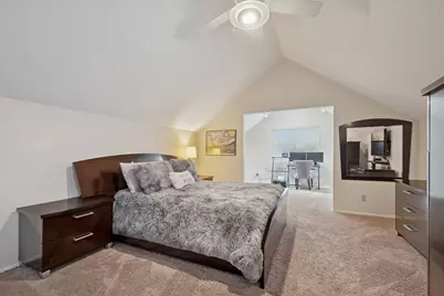 [Address not provided], Northbrook, IL 60062 - Photo 12