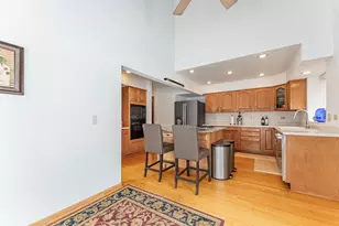 187 Hilltop Dr, Lake in the Hills, IL 60156 - Photo 16