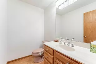 187 Hilltop Dr, Lake in the Hills, IL 60156 - Photo 26