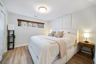 2132 W Schiller St, Chicago, IL 60622 - Photo 12