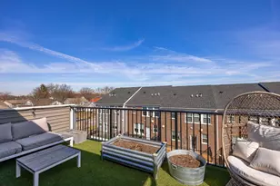 906 Coletta Cir, Naperville, IL 60563 - Photo 28