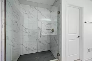 906 Coletta Cir, Naperville, IL 60563 - Photo 20