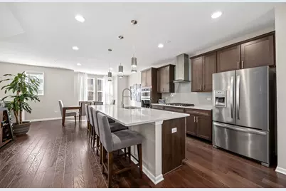 906 Coletta Circle, Naperville, IL 60563 - Photo 6