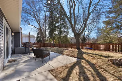 1125 Garfield Avenue, Libertyville, IL 60048 - Photo 14