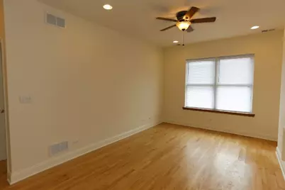 1010 W Sunnyside Avenue #3, Chicago, IL 60640 - Photo 8