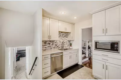 18W025 73rd Street, Darien, IL 60561 - Photo 6