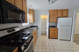 1241 Bradwell Ln, Mundelein, IL 60060 - Photo 8