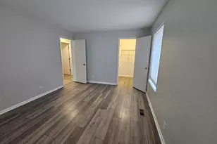 1241 Bradwell Ln, Mundelein, IL 60060 - Photo 16