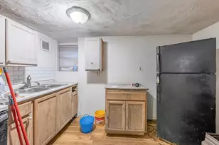 1600 S St Louis Ave, Chicago, IL 60623 - Photo 32