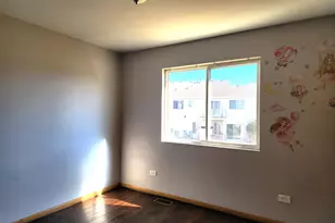 624 Springwood Dr, Joliet, IL 60431 - Photo 12