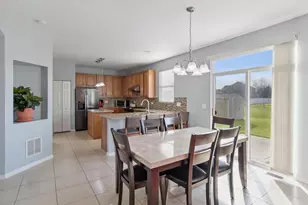 11330 S Highland Dr, Plainfield, IL 60585 - Photo 8