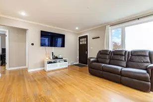 1932 Newcastle Ave, Westchester, IL 60154 - Photo 6