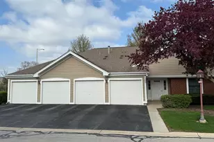 380 Heather Ct, Schaumburg, IL 60193 - Photo 2