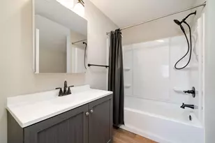 1011 Caswell St, Belvidere, IL 61008 - Photo 20