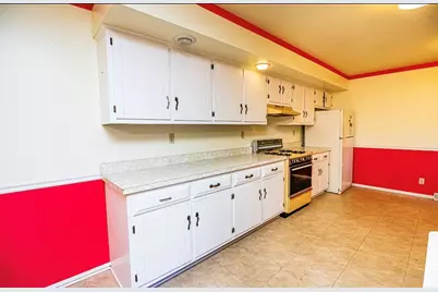 911 Colonade Road, Shorewood, IL 60404 - Photo 18