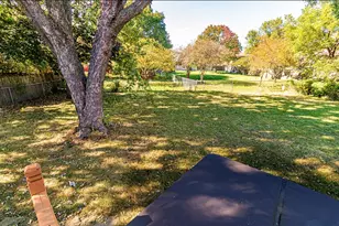 911 Colonade Rd, Shorewood, IL 60404 - Photo 8