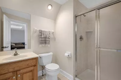 271 Woodstock Avenue, Clarendon Hills, IL 60514 - Photo 22