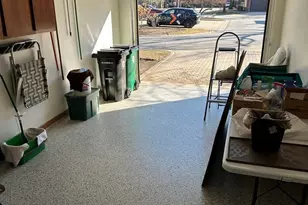 28 Queens Ct, Westchester, IL 60154 - Photo 16