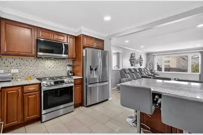 641 McKinley Avenue, Mundelein, IL 60060 - Photo 8