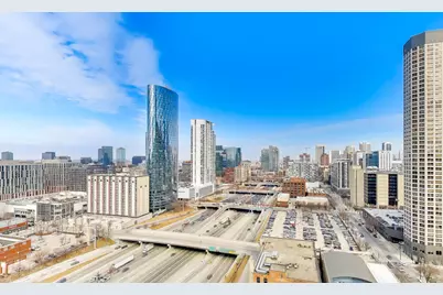 210 S Desplaines Street #2007, Chicago, IL 60661 - Photo 16