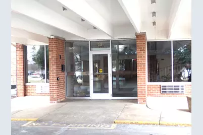 18 E Old Willow Road #535, Prospect Heights, IL 60070 - Photo 2