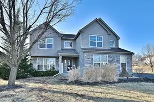 579 Homestead Ct, Aurora, IL 60506 - Photo 2