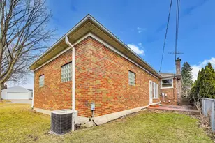 320 N Prospect Manor Ave, Mount Prospect, IL 60056 - Photo 32