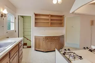 320 N Prospect Manor Ave, Mount Prospect, IL 60056 - Photo 12