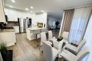 720 Tulip Cir, Island Lake, IL 60042 - Photo 18