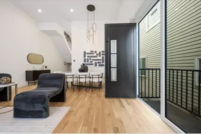 529 N Hartland Court, Chicago, IL 60622 - Photo 4