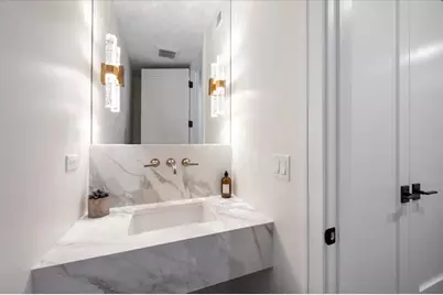 529 N Hartland Court, Chicago, IL 60622 - Photo 28