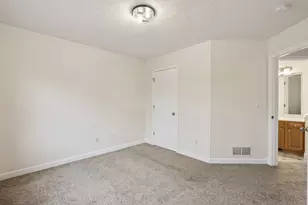 409 11th Avenue A Ct, Silvis, IL 61282 - Photo 10