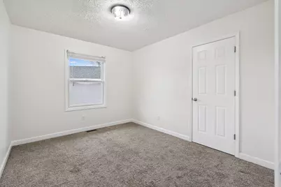 409 11th Ave A Court, Silvis, IL 61282 - Photo 12