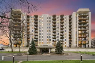 190 S Wood Dale Rd, Wood Dale, IL 60191 - Photo 2