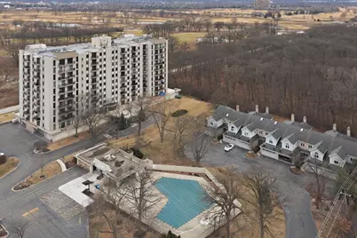 190 S Wood Dale Road #806, Wood Dale, IL 60191 - Photo 4