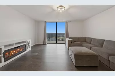 190 S Wood Dale Road #806, Wood Dale, IL 60191 - Photo 6