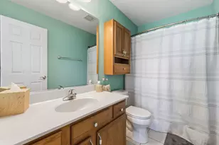 429 N Carlisle Ct, Round Lake, IL 60073 - Photo 24