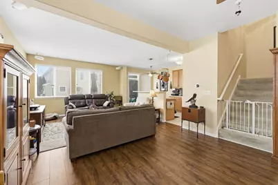 429 N Carlisle Court, Round Lake, IL 60073 - Photo 6