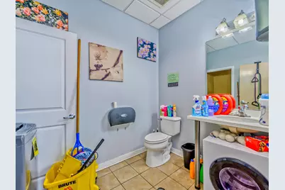 2633 W Bryn Mawr Avenue #C3, Chicago, IL 60659 - Photo 8