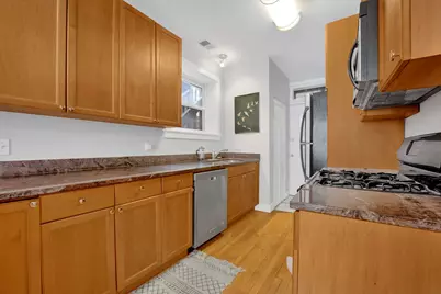 3400 N Bell Avenue #2, Chicago, IL 60618 - Photo 6